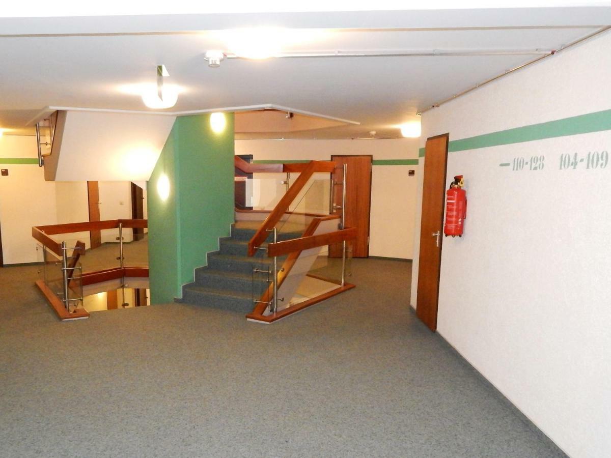 Free Apartment - Bei Den Thermen Bad Urach Exterior foto